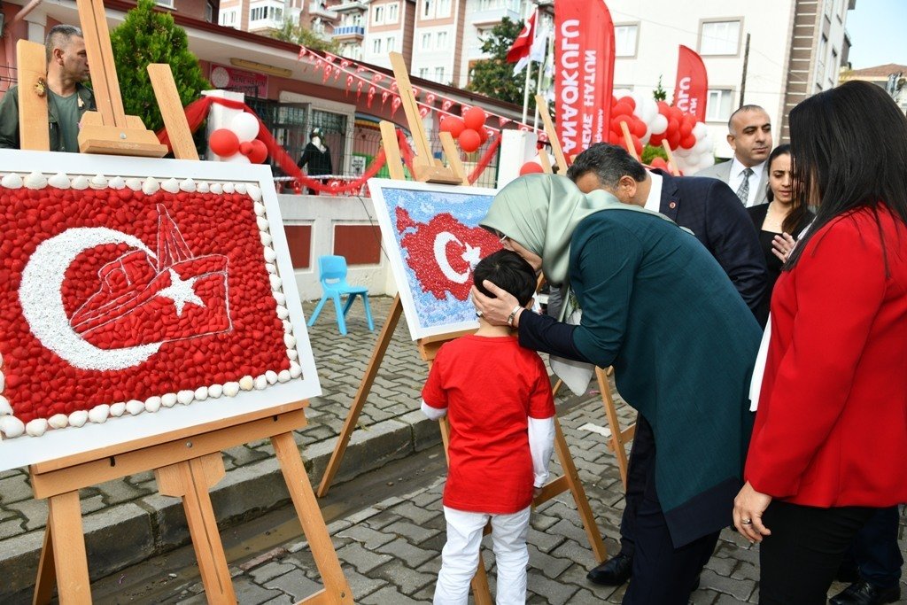 ŞANLI BAYRAĞIM SERGİSİ